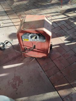 Lincoln 225 Amp AC Arc Welder