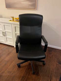 Desk chair