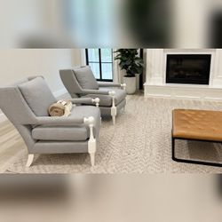 Set of 2 Matching Chairs - Like New - Gilbert, AZ