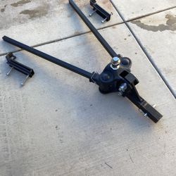 Curt TruTrack Weight Distribution System W/ Sway Control Trunnion 10,000 lbs GTW 1000 lbs TW