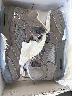 Wolf Grey Jordan 5’s