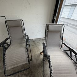 Lounge/Beach Chairs