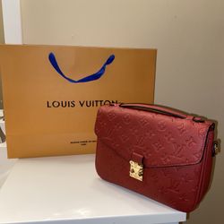 Crossbody 