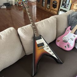 Brownsville JackKnife Flying V Electric Guitar – Sunburst 2000’s 6lbs 12oz- Great shape!