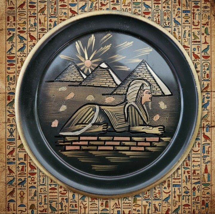 Eternal Majesty: The Sphinx & Pyramids Legacy Plate