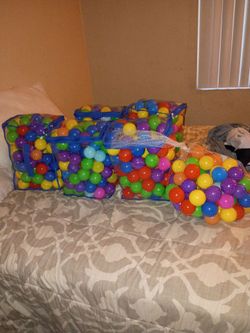 Ball pit ballz