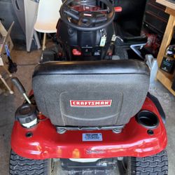 Craftsman YT4000 Yard Tractor And Attachments!!