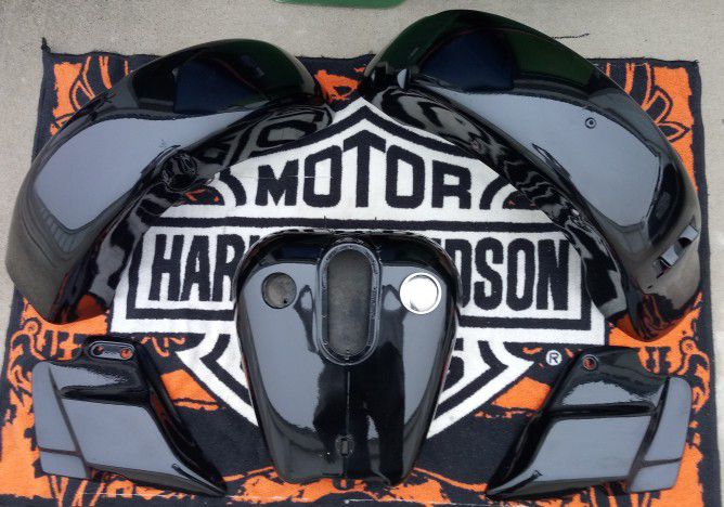 Photo Custom Harley Fenders For Big Tire Riders Extra Wide