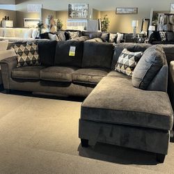 Grey 2PC Sectional