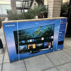 75" Samsung QLED Q70CD Series 4K HDR Smart Tv