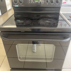 GE GLASS TOP STOVE BLACK