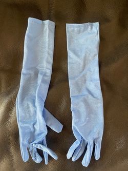 Princess gloves
