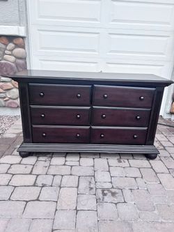 Large Dresser - Can Deliver!