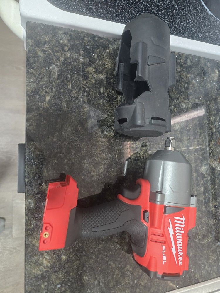 Like New Milwaukee 1/2 Impact
