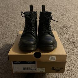 Dr.Martens Kids Size 13 
