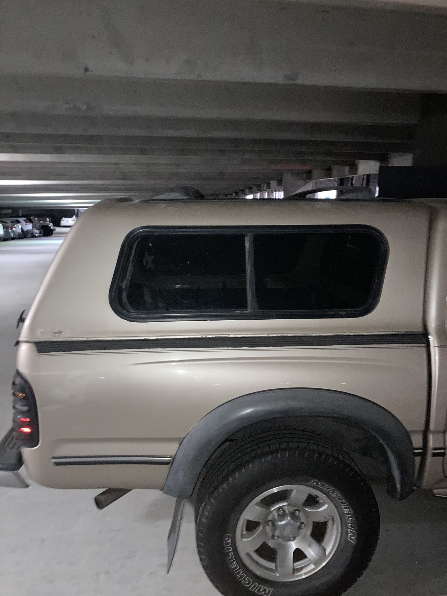 Toyota Tacoma Leer