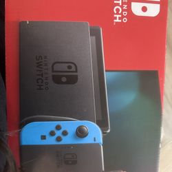 Nintendo Switch 