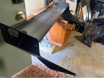 V2 street wing