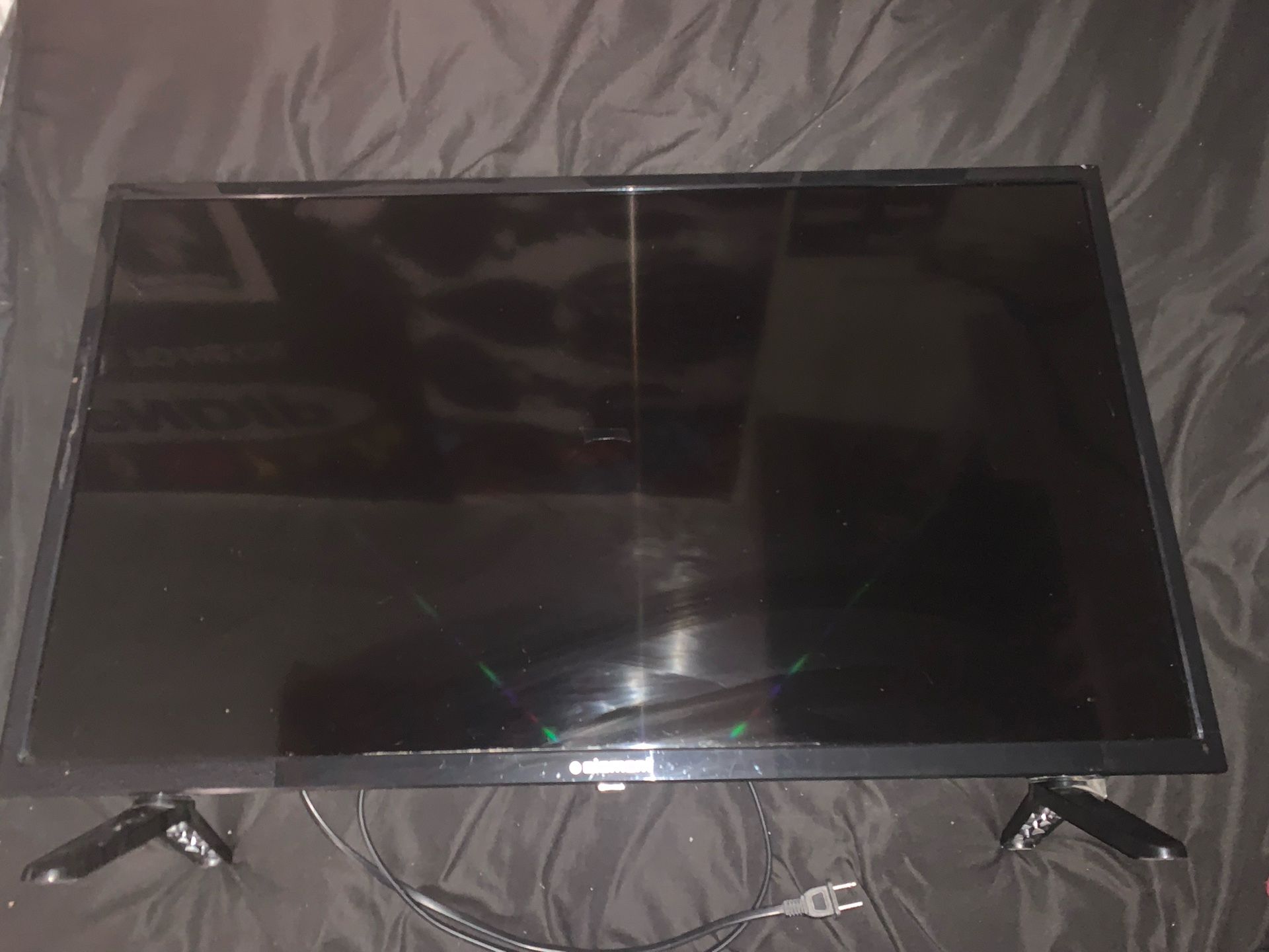 32 Inch Element Tv