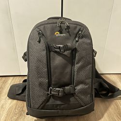 Lowepro DSLR Camera & Laptop Backpack