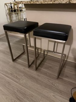 Set of 2 Black and silver Leather Bar Stools