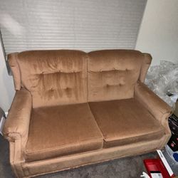 FREE COUCH