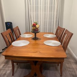 The Table Expands So It’s Little And Big, Comes With 4 Chairs. First One To Text Me Gets The Table 