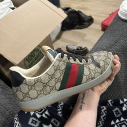 Men’s Gucci Screener Sneakers 