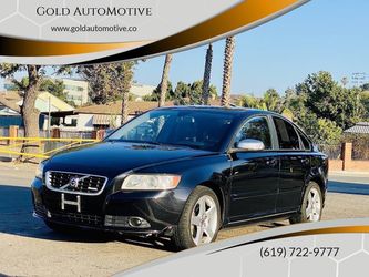 2010 Volvo S40