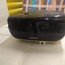 Sony ICF-CD815 Dream Machine FM\AM CD Clock Radio 