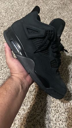 Jordan 4 Black Cats (2025)