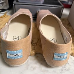 Tom’s Bloom Eco Dyed Twill Womens Size 9 New In Box!