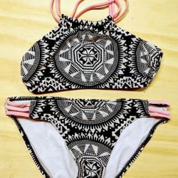 Women's Xhilaration Bikini size small