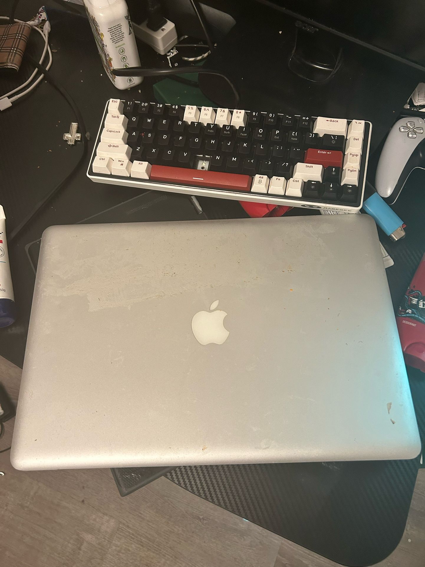 Mac Book