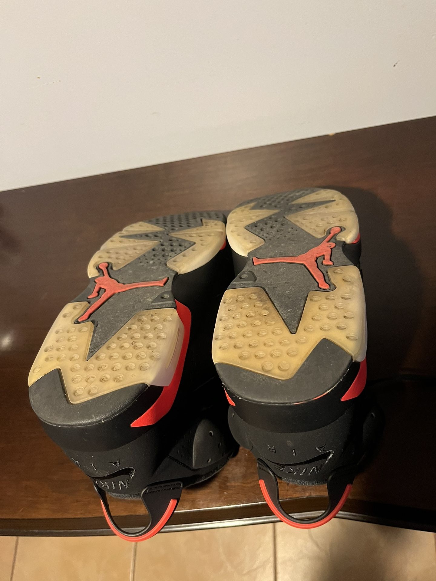 Jordan 6 Sz 11 Clothing