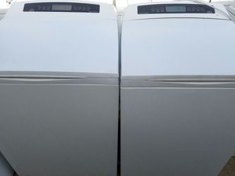 Washer and dryer good condition