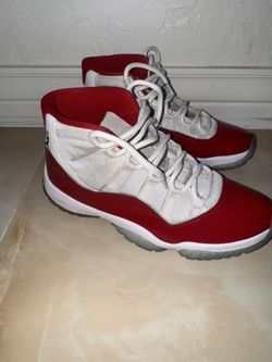 Air Jordan 11 (Size 11)