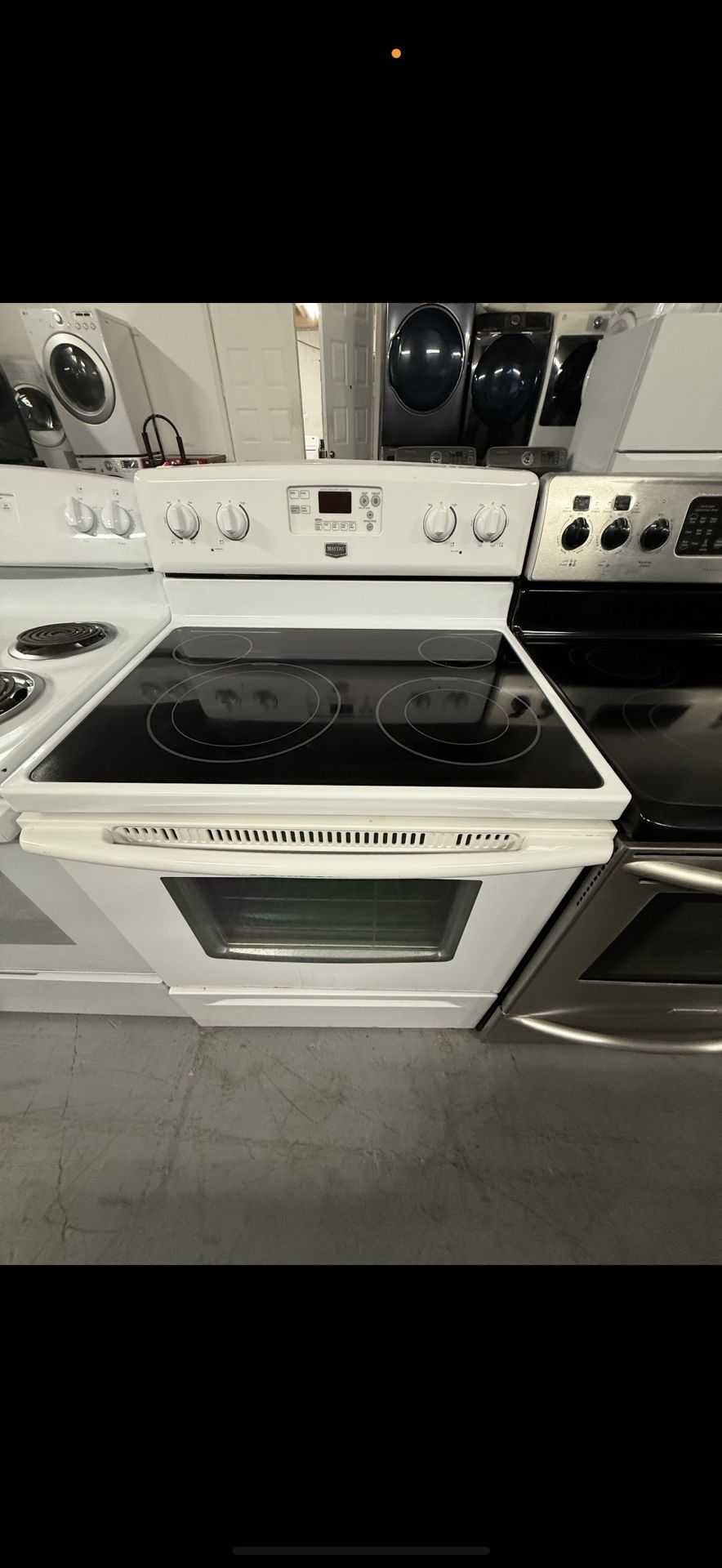 Maytag Stove ( Cocina )