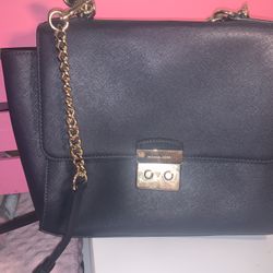 Black Michael Kors Purse 