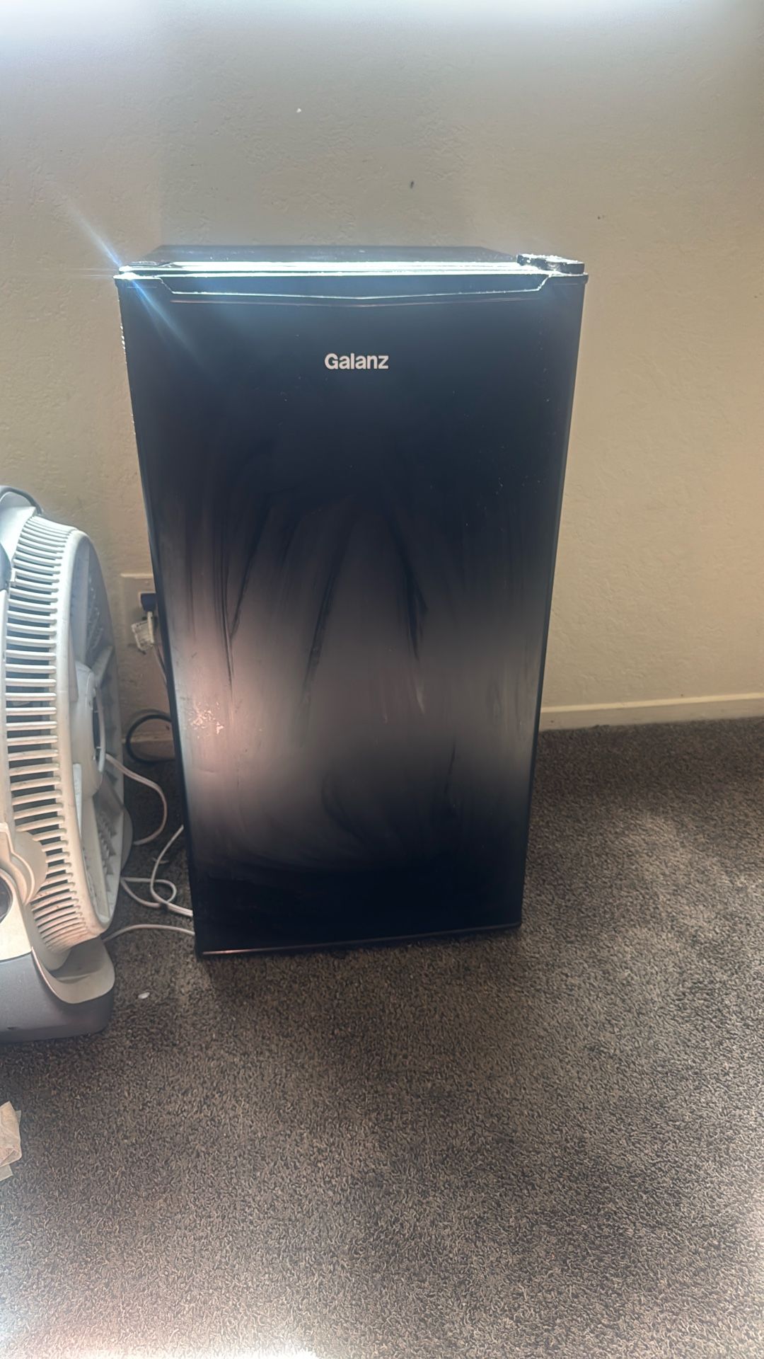 Galanz Mini Fridge
