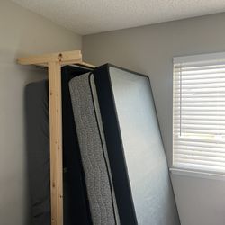 Twin Mattress With box spring And Bed frame 