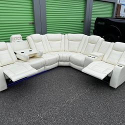 FREE DELIVERY 🚚 AND INSTALLATION - BRAND NEW 🆕 IN 📦 WHITE LEATHER POWER RECLINER 3-PCs SECTIONAL