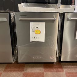 KitchenAid Stainless Steel Dishwasher‼️ Model#KDTE204KPS