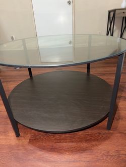 Round Table