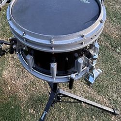 Dynasty 2013 Limited Edition Marching Snare Drum Fair Condition Brand New Remo Black Max Head