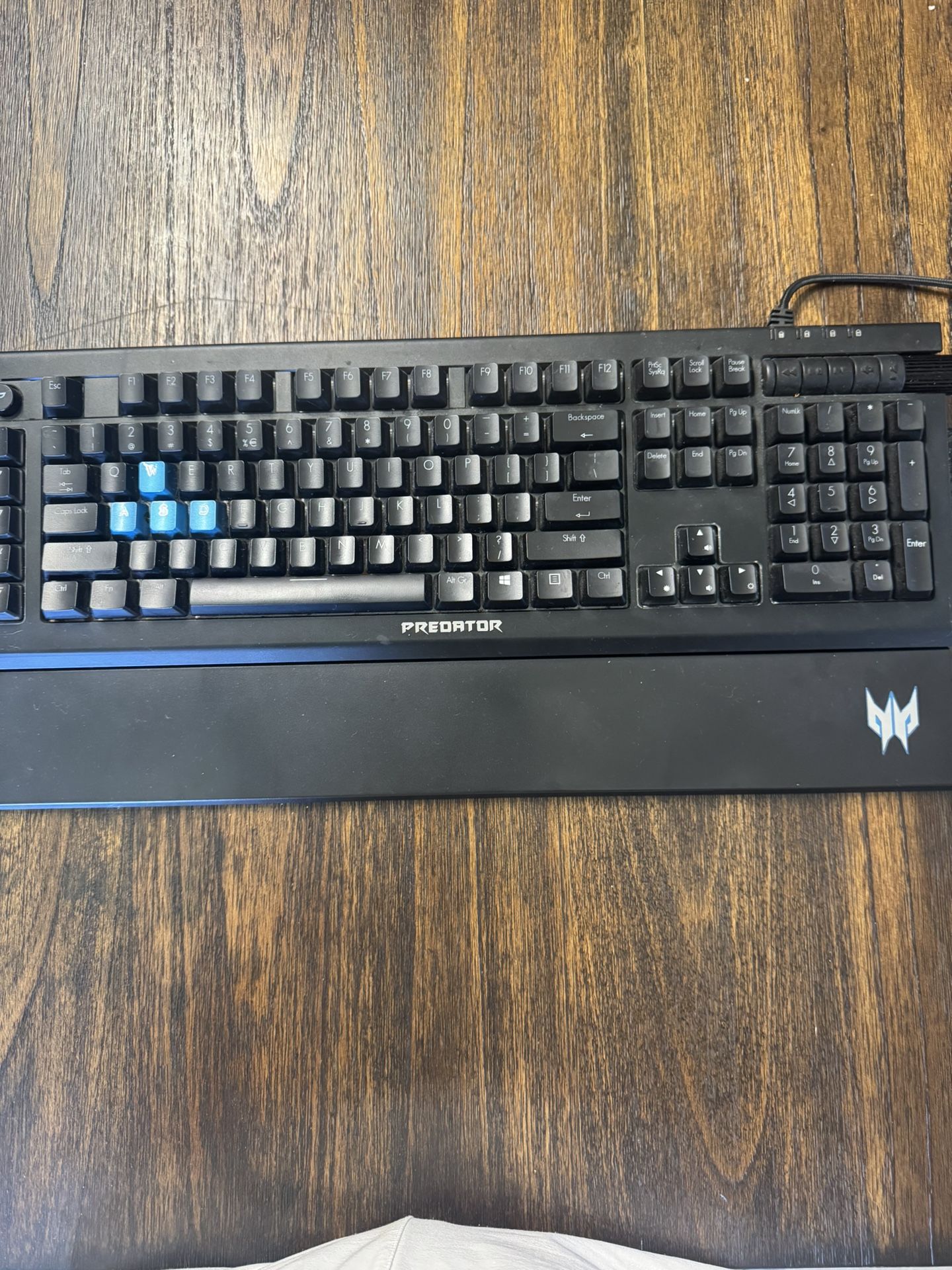 FREE… ACER predator Gaming Keyboard, Mouse and Headset