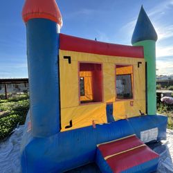 Used Inflatable Bounce House Brinca 