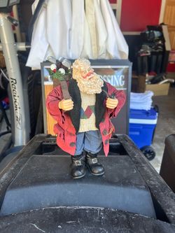 2 Golf Santa Claus Christmas Figurines