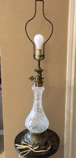 Crystal table lamp