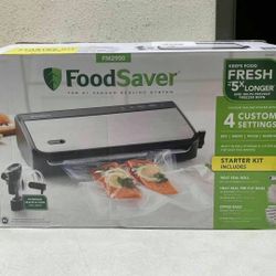 FoodSaver Vacuum Sealing System with Handheld Sealer Attachment